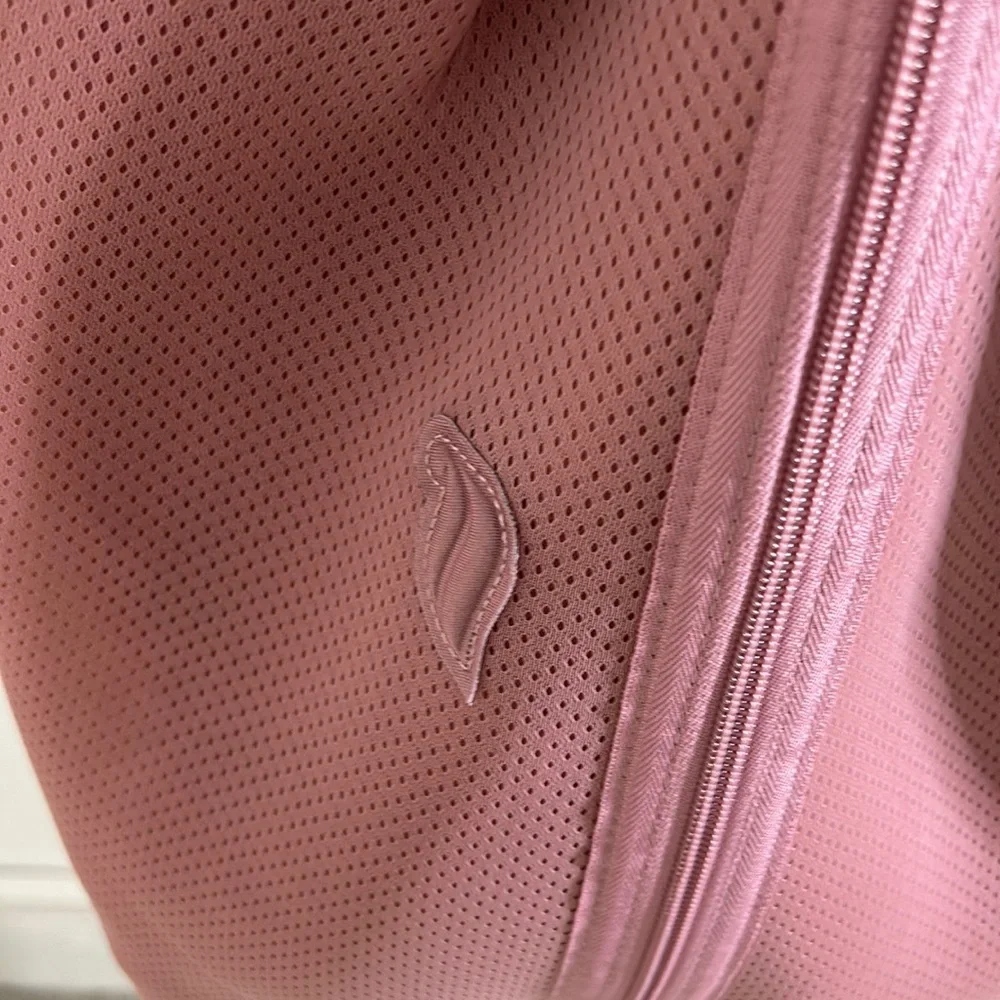 NWOT, Fabletics pink backpack